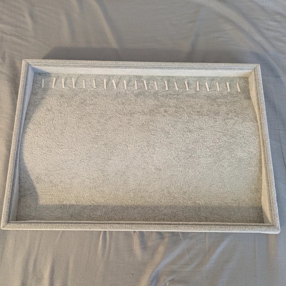 Luxurious Gray Necklace Tray